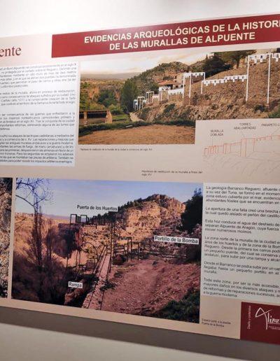 Panel explicativo de las Murallas de Alpuente