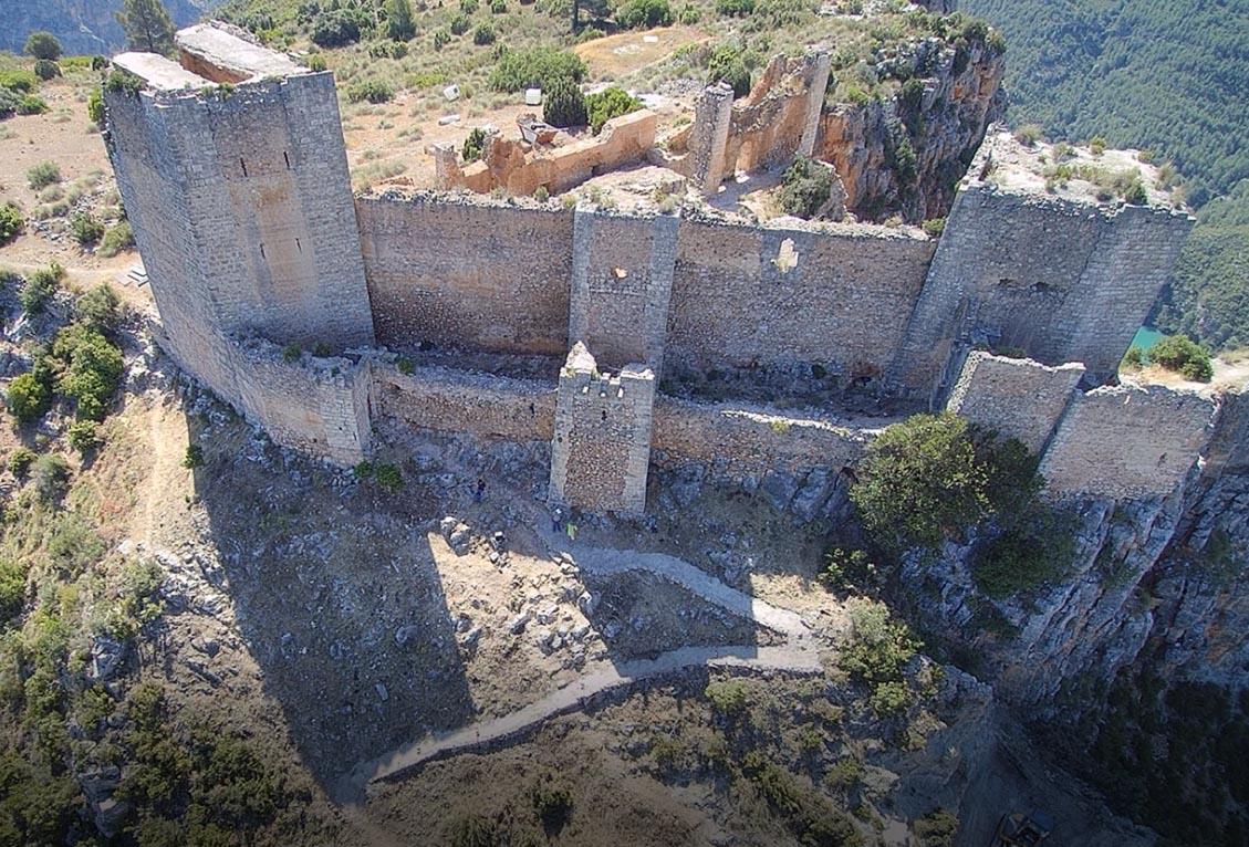 PORQUE SIN CAMINO NO HAY CASTILLO